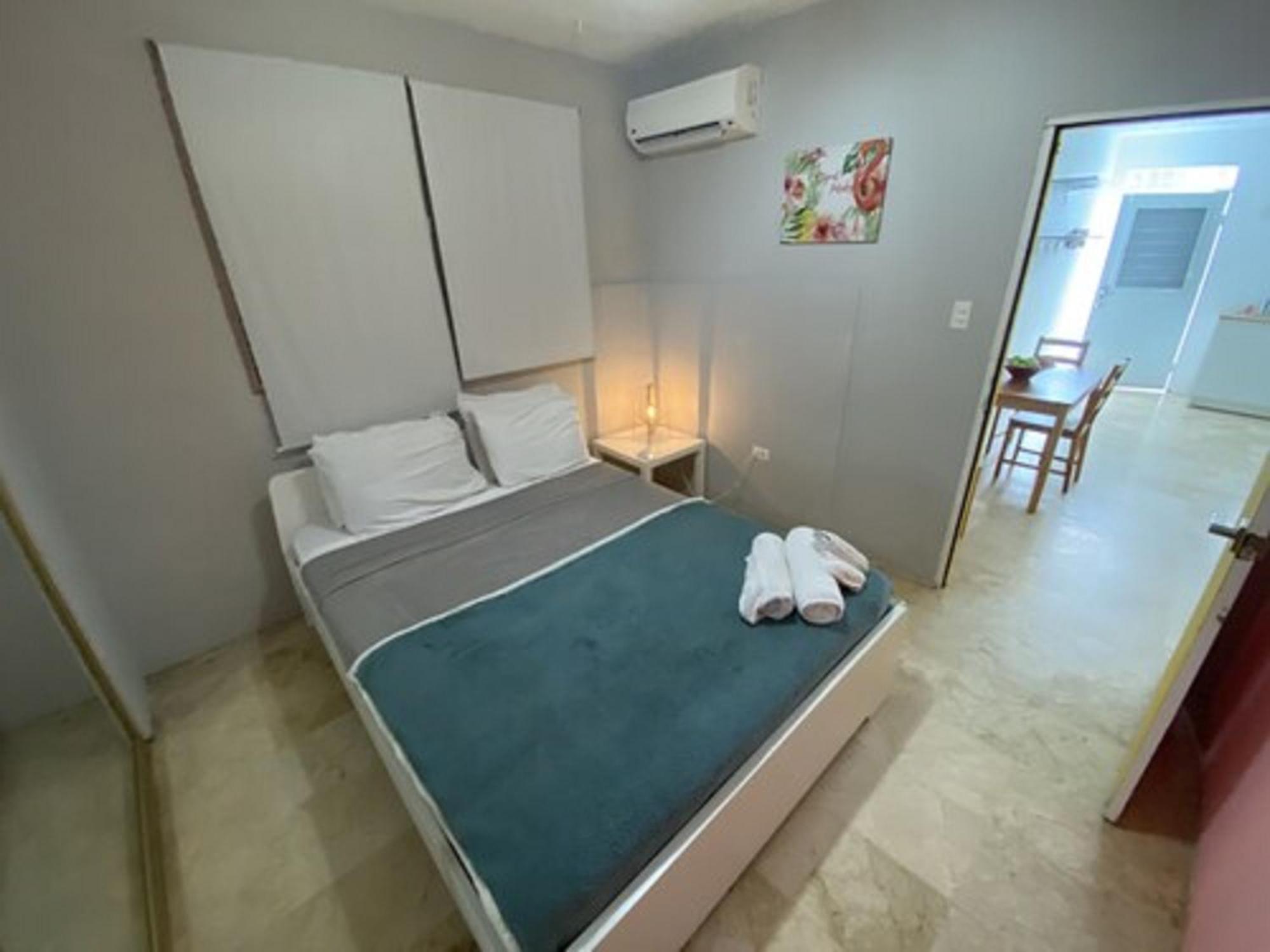 The Pelican Poshtel San Juan Phòng bức ảnh