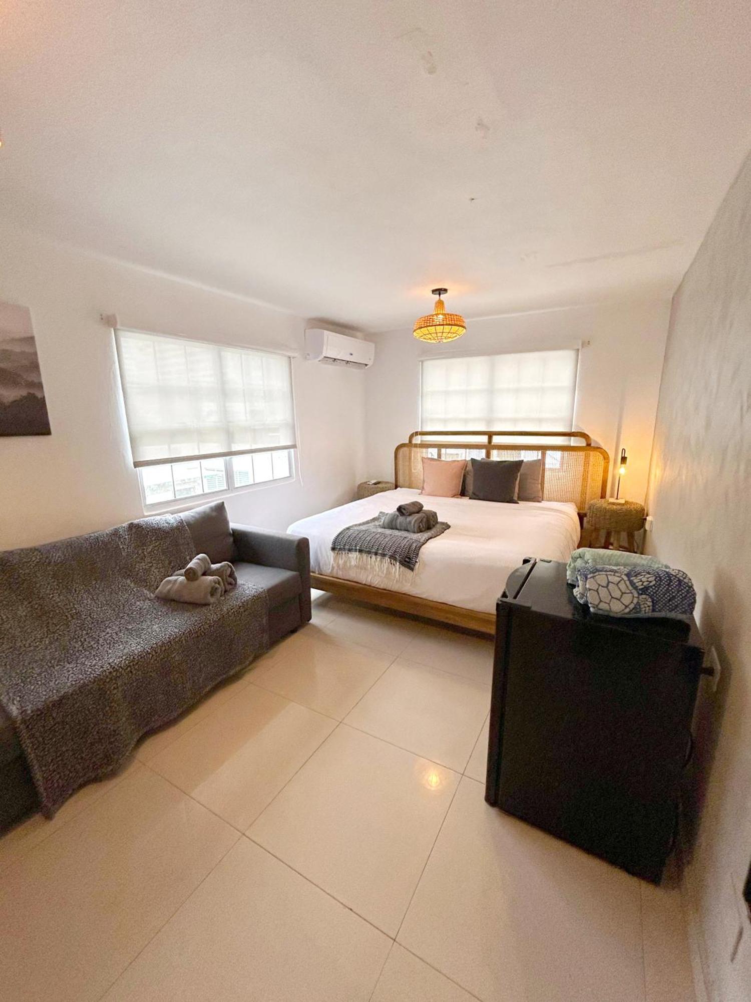 The Pelican Poshtel San Juan Phòng bức ảnh