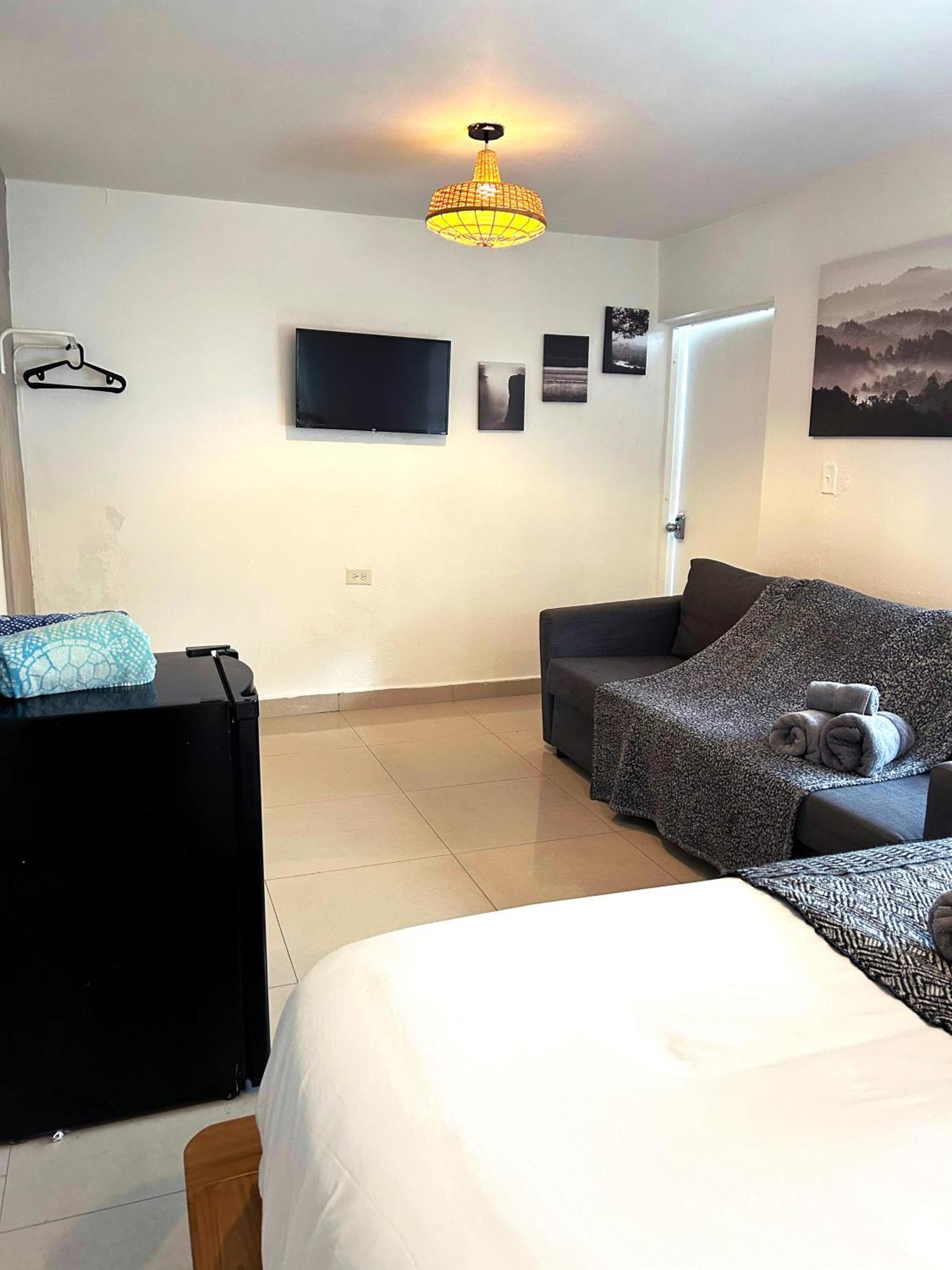The Pelican Poshtel San Juan Ngoại thất bức ảnh